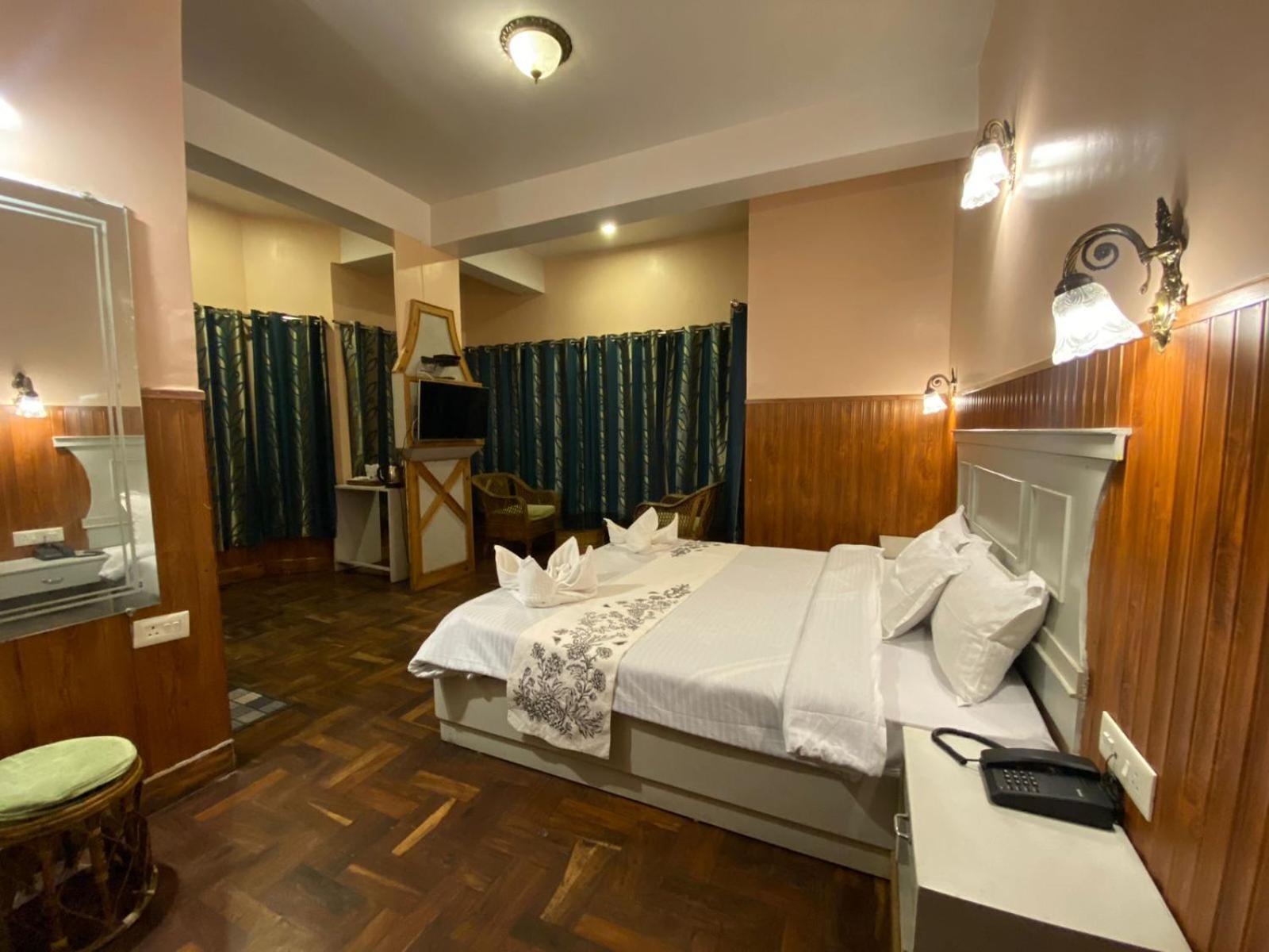 Lamahatta Residency Hotel Дарджилинг Екстериор снимка